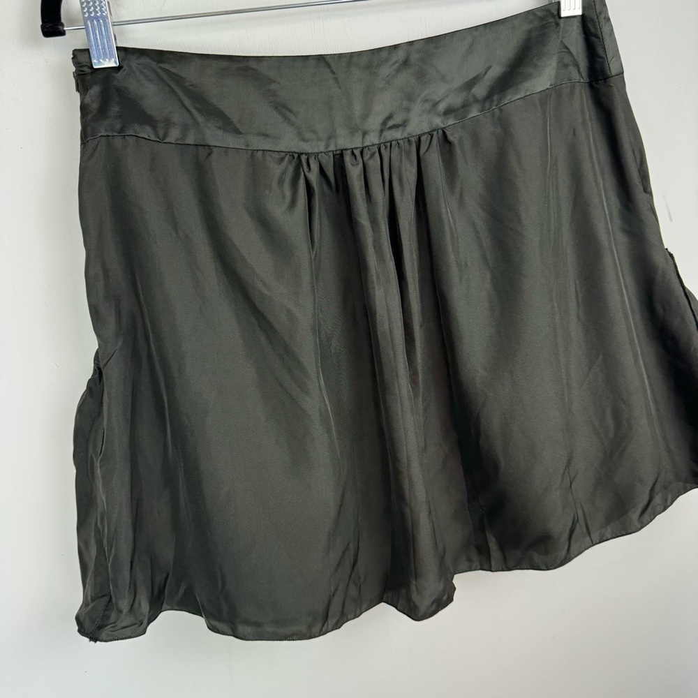 Prada 100% Silk Bubble Pockets Mini Skirt Sz 42 Dark Olive Satin - Picture 14 of 16
